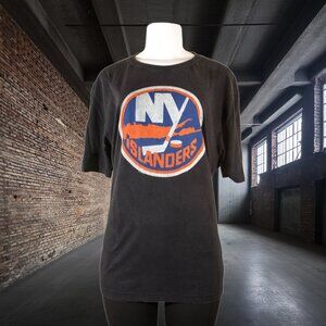 American Needle (Red Jacket) NY Islanders 100% cotton black  2XL T-shirt